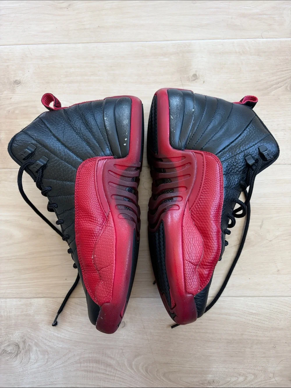 Retro 12 Jordans red & black
